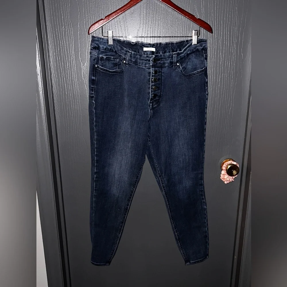 m jeans by maurices™ Limitless Jeggings—Large